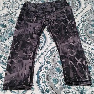 Reebok Capri Workout Pants Grey/Black Size Small